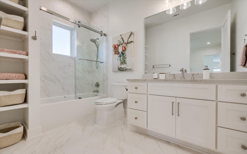 120 Nattie Woods, Horseshoe Bay, TX 78657, 4 Bedrooms Bedrooms, ,5 BathroomsBathrooms,Residential,For Sale,120 Nattie Woods,173375