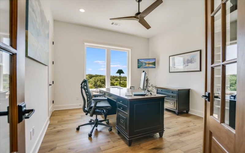 120 Nattie Woods, Horseshoe Bay, TX 78657, 4 Bedrooms Bedrooms, ,5 BathroomsBathrooms,Residential,For Sale,120 Nattie Woods,173375