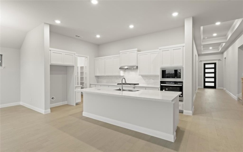 1004 Roys, Rockwall, TX 75087, 4 Bedrooms Bedrooms, ,5 BathroomsBathrooms,Residential,For Sale,1004 Roys,20742293