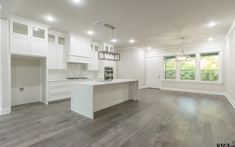3928 Hogan Dr, Tyler, TX 75709, 4 Bedrooms Bedrooms, ,2 BathroomsBathrooms,Residential,For Sale,3928 Hogan Dr,25007388