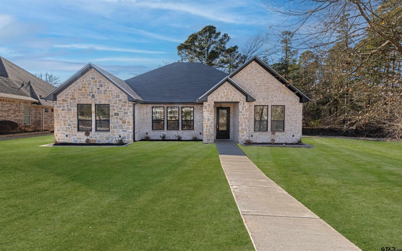 3928 Hogan Dr, Tyler, TX 75709, 4 Bedrooms Bedrooms, ,2 BathroomsBathrooms,Residential,For Sale,3928 Hogan Dr,25007388