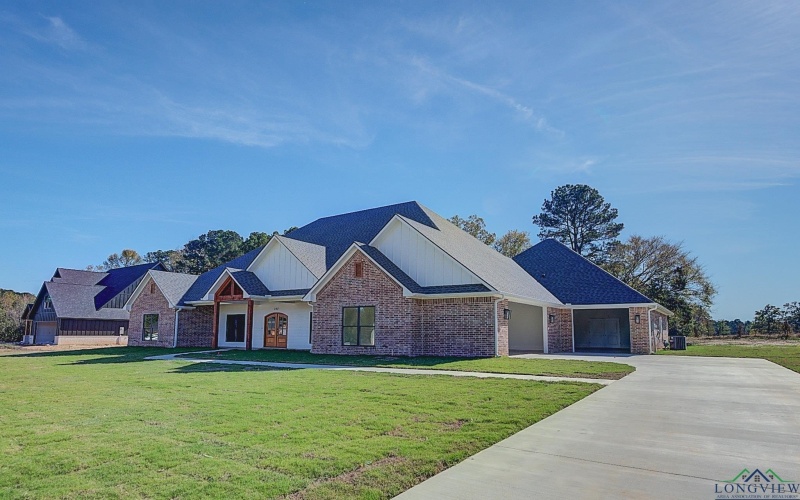 143 Bronco, Texarkana, TX 75503, 4 Bedrooms Bedrooms, ,2 BathroomsBathrooms,Residential,For Sale,143 Bronco,20253358
