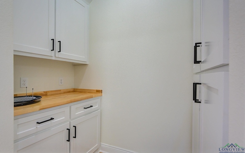143 Bronco, Texarkana, TX 75503, 4 Bedrooms Bedrooms, ,2 BathroomsBathrooms,Residential,For Sale,143 Bronco,20253358