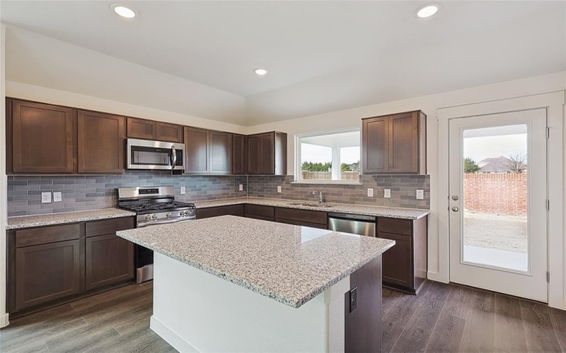 1109 Baker Bridge Drive, Forney, TX 75126, 3 Bedrooms Bedrooms, ,2 BathroomsBathrooms,Residential,For Sale,1109 Baker Bridge Drive,20755014