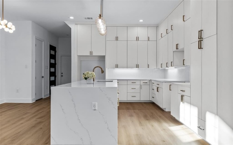 2320-2322 Arroyo Avenue, Dallas, TX 75219, 6 Bedrooms Bedrooms, ,7 BathroomsBathrooms,Residential Multi Family,For Sale,2320-2322 Arroyo Avenue,20775292