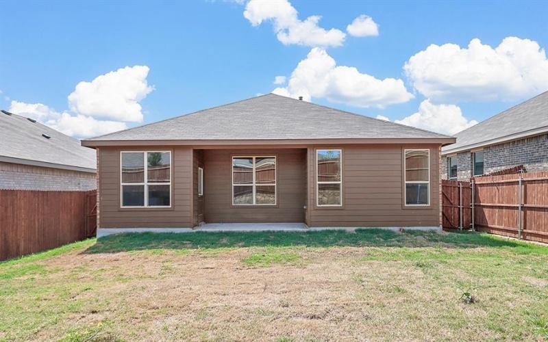 1020 TRACTION Trail, Cleburne, TX 76031, 3 Bedrooms Bedrooms, ,2 BathroomsBathrooms,Residential,For Sale,1020 TRACTION Trail,20897256