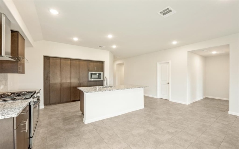 3251 Blossom Trail, Crandall, TX 75114, 5 Bedrooms Bedrooms, ,3 BathroomsBathrooms,Residential,For Sale,3251 Blossom Trail,20893467