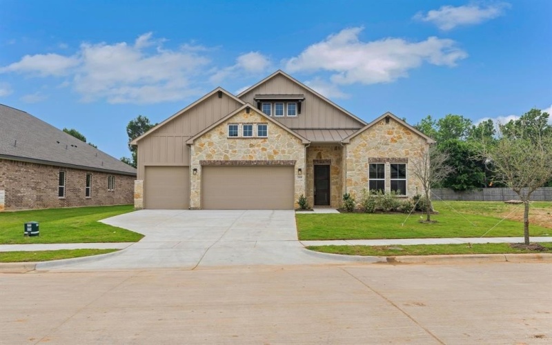 308 Alicia Court, Mansfield, TX 76063, 4 Habitaciones Habitaciones , ,3 BañosBaños,Residential,En Venta,308 Alicia Court,20871302