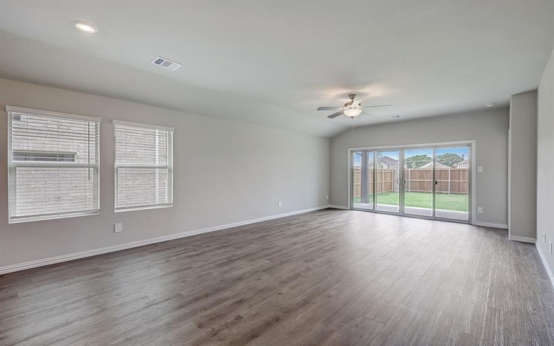 2216 Lone Star Lane, Seagoville, TX 75159, 3 Bedrooms Bedrooms, ,2 BathroomsBathrooms,Residential,For Sale,2216 Lone Star Lane,20883507