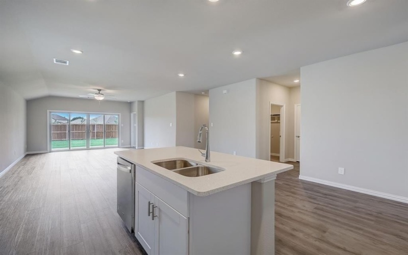 2216 Lone Star Lane, Seagoville, TX 75159, 3 Bedrooms Bedrooms, ,2 BathroomsBathrooms,Residential,For Sale,2216 Lone Star Lane,20883507