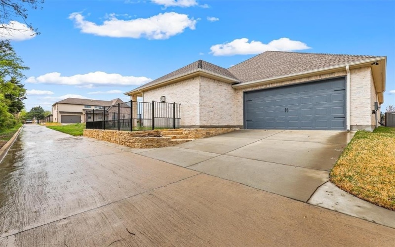 1645 Ethan Circle, Midlothian, TX 76065, 3 Habitaciones Habitaciones , ,2 BañosBaños,Residential,En Venta,1645 Ethan Circle,20871322