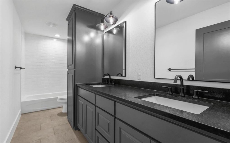 1657 Ethan Circle, Midlothian, TX 76065, 3 Habitaciones Habitaciones , ,3 BañosBaños,Residential,En Venta,1657 Ethan Circle,20871348