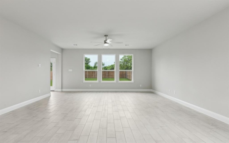 1135 Bermuda Bend, Seagoville, TX 75159, 3 Bedrooms Bedrooms, ,2 BathroomsBathrooms,Residential,For Sale,1135 Bermuda Bend,20889959