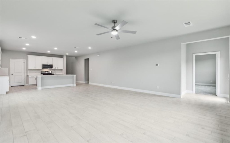 1135 Bermuda Bend, Seagoville, TX 75159, 3 Bedrooms Bedrooms, ,2 BathroomsBathrooms,Residential,For Sale,1135 Bermuda Bend,20889959