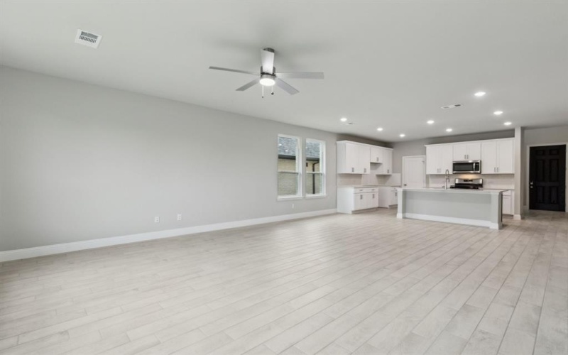 1135 Bermuda Bend, Seagoville, TX 75159, 3 Bedrooms Bedrooms, ,2 BathroomsBathrooms,Residential,For Sale,1135 Bermuda Bend,20889959