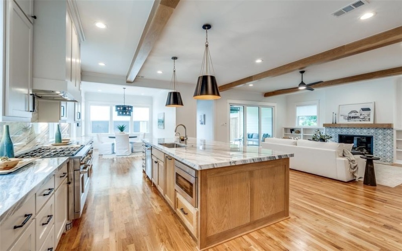 5532 Richard Avenue, Dallas, TX 75206, 4 Bedrooms Bedrooms, ,5 BathroomsBathrooms,Residential,For Sale,5532 Richard Avenue,20878362