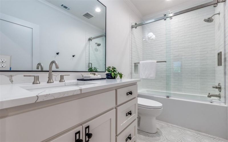 5532 Richard Avenue, Dallas, TX 75206, 4 Bedrooms Bedrooms, ,5 BathroomsBathrooms,Residential,For Sale,5532 Richard Avenue,20878362