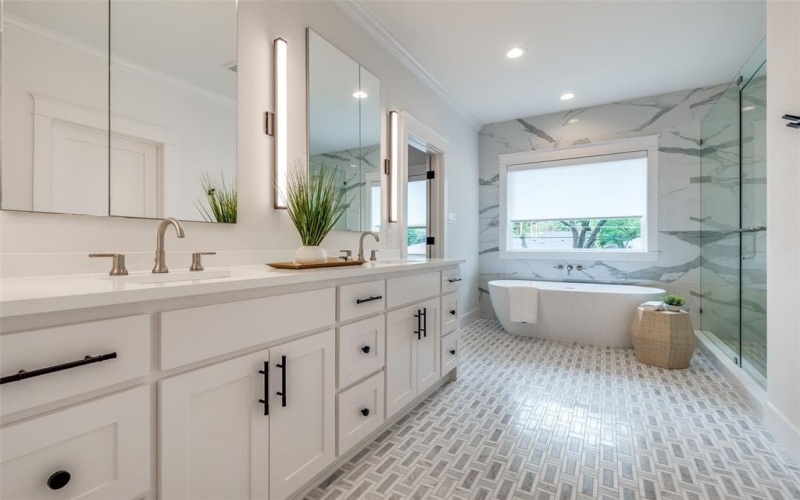 5532 Richard Avenue, Dallas, TX 75206, 4 Bedrooms Bedrooms, ,5 BathroomsBathrooms,Residential,For Sale,5532 Richard Avenue,20878362