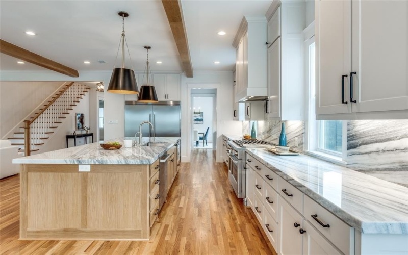 5532 Richard Avenue, Dallas, TX 75206, 4 Bedrooms Bedrooms, ,5 BathroomsBathrooms,Residential,For Sale,5532 Richard Avenue,20878362