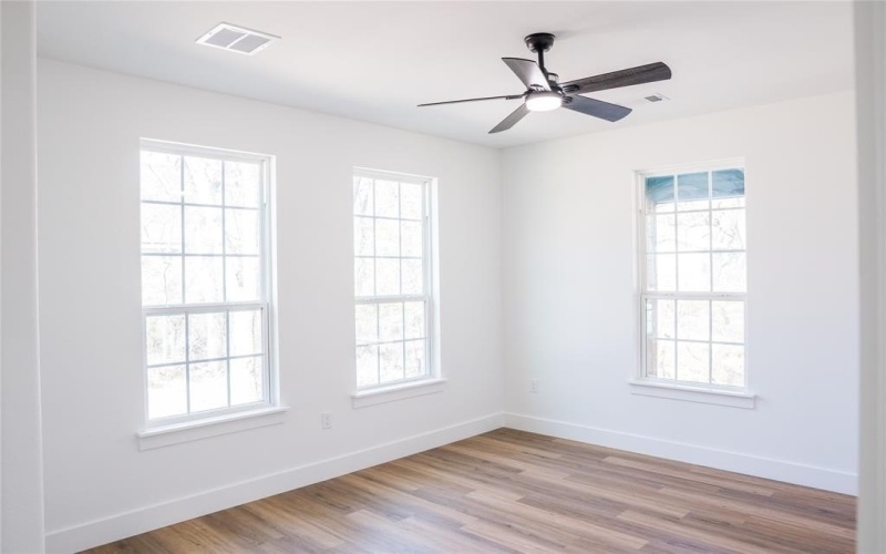 7694 Portwood Road, Azle, TX 76020, 3 Bedrooms Bedrooms, ,2 BathroomsBathrooms,Residential,For Sale,7694 Portwood Road,20880339