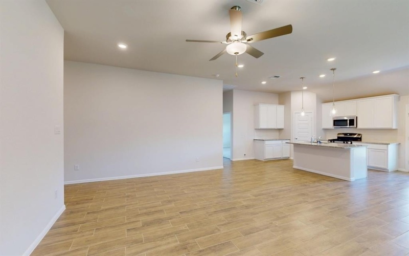 3400 Goshawk Drive, Denton, TX 76208, 3 Bedrooms Bedrooms, ,2 BathroomsBathrooms,Residential,For Sale,3400 Goshawk Drive,20831531
