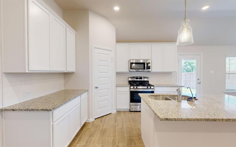 3400 Goshawk Drive, Denton, TX 76208, 3 Bedrooms Bedrooms, ,2 BathroomsBathrooms,Residential,For Sale,3400 Goshawk Drive,20831531