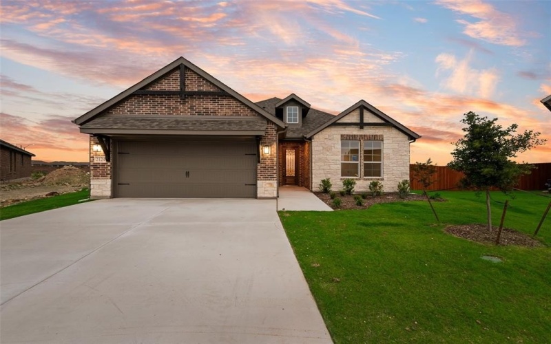 2124 Kelva Drive, Haslet, TX 76052, 3 Bedrooms Bedrooms, ,2 BathroomsBathrooms,Residential,For Sale,2124 Kelva Drive,20885625