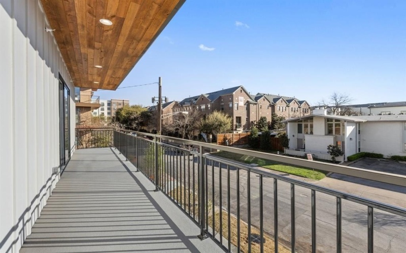 4330 Dickason Avenue #102, Dallas, TX 75219, 3 Bedrooms Bedrooms, ,3 BathroomsBathrooms,Residential,For Sale,4330 Dickason Avenue,20835301