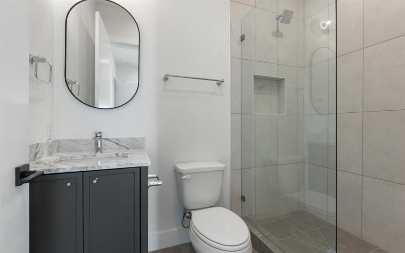 4330 Dickason Avenue #102, Dallas, TX 75219, 3 Bedrooms Bedrooms, ,3 BathroomsBathrooms,Residential,For Sale,4330 Dickason Avenue,20835301
