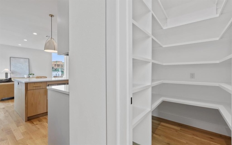 4330 Dickason Avenue #201, Dallas, TX 75219, 3 Bedrooms Bedrooms, ,3 BathroomsBathrooms,Residential,For Sale,4330 Dickason Avenue,20835305