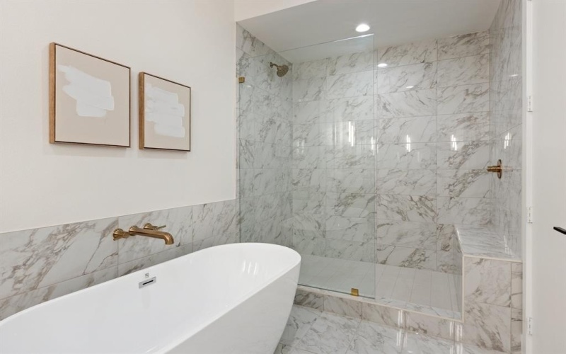 4330 Dickason Avenue #201, Dallas, TX 75219, 3 Bedrooms Bedrooms, ,3 BathroomsBathrooms,Residential,For Sale,4330 Dickason Avenue,20835305