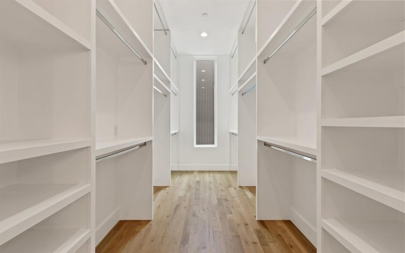 4330 Dickason Avenue #201, Dallas, TX 75219, 3 Bedrooms Bedrooms, ,3 BathroomsBathrooms,Residential,For Sale,4330 Dickason Avenue,20835305