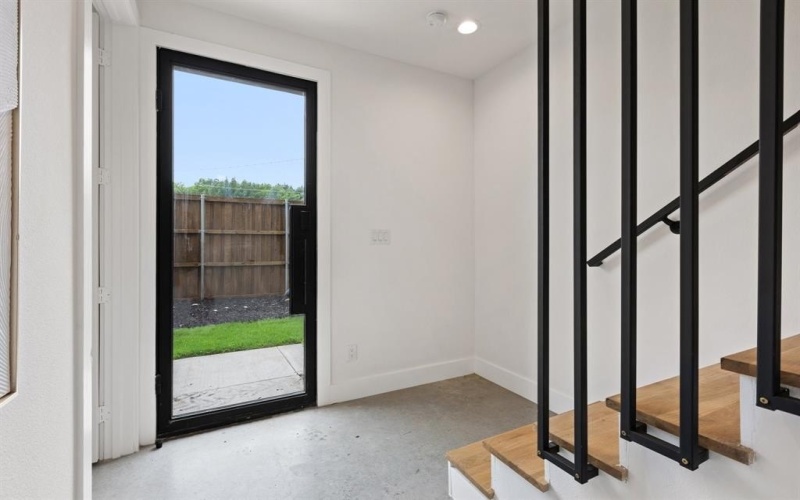 4330 Dickason Avenue #201, Dallas, TX 75219, 3 Bedrooms Bedrooms, ,3 BathroomsBathrooms,Residential,For Sale,4330 Dickason Avenue,20835305