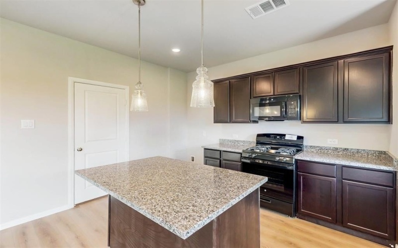 714 Gentle Bird Drive, Lavon, TX 75166, 3 Habitaciones Habitaciones , ,2 BañosBaños,Residential,En Venta,714 Gentle Bird Drive,20835438