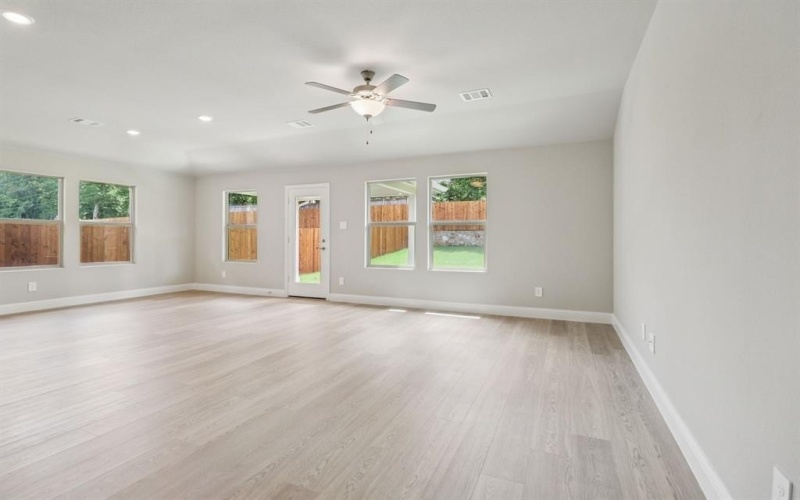 2221 Dunbar Drive, Sherman, TX 75092, 4 Bedrooms Bedrooms, ,3 BathroomsBathrooms,Residential,For Sale,2221 Dunbar Drive,20882298