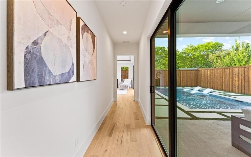 4915 W University Boulevard, Dallas, TX 75209, 5 Bedrooms Bedrooms, ,6 BathroomsBathrooms,Residential,For Sale,4915 W University Boulevard,20890619