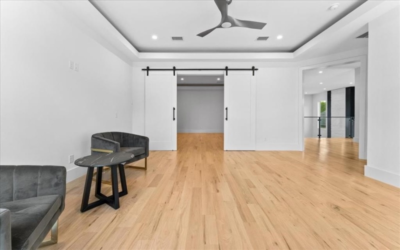 4915 W University Boulevard, Dallas, TX 75209, 5 Bedrooms Bedrooms, ,6 BathroomsBathrooms,Residential,For Sale,4915 W University Boulevard,20890619