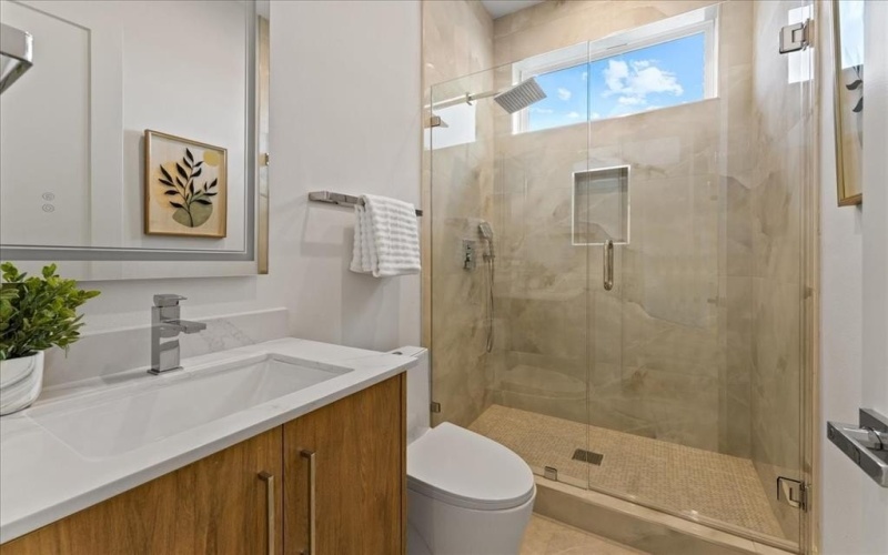 4915 W University Boulevard, Dallas, TX 75209, 5 Bedrooms Bedrooms, ,6 BathroomsBathrooms,Residential,For Sale,4915 W University Boulevard,20890619
