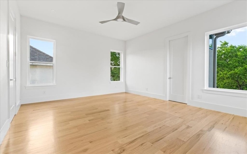 4915 W University Boulevard, Dallas, TX 75209, 5 Bedrooms Bedrooms, ,6 BathroomsBathrooms,Residential,For Sale,4915 W University Boulevard,20890619