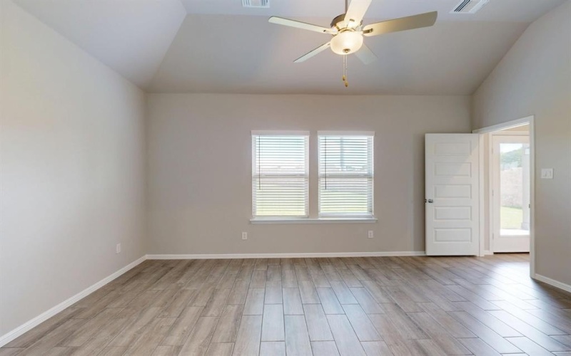 3417 Goshawk Drive, Denton, TX 76208, 4 Bedrooms Bedrooms, ,3 BathroomsBathrooms,Residential,For Sale,3417 Goshawk Drive,20835718