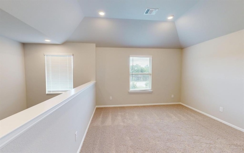 3417 Goshawk Drive, Denton, TX 76208, 4 Bedrooms Bedrooms, ,3 BathroomsBathrooms,Residential,For Sale,3417 Goshawk Drive,20835718