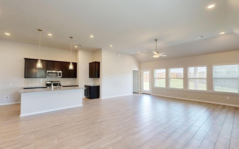 3417 Goshawk Drive, Denton, TX 76208, 4 Bedrooms Bedrooms, ,3 BathroomsBathrooms,Residential,For Sale,3417 Goshawk Drive,20835718