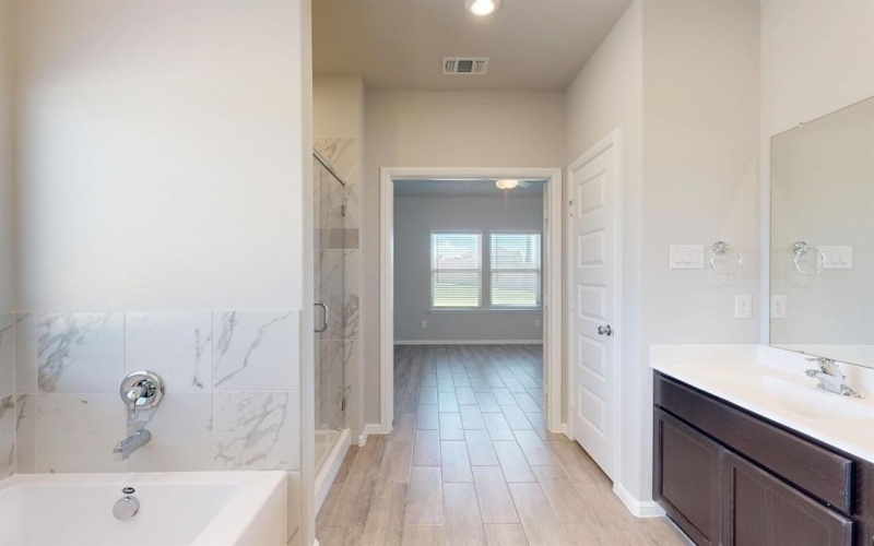 3417 Goshawk Drive, Denton, TX 76208, 4 Bedrooms Bedrooms, ,3 BathroomsBathrooms,Residential,For Sale,3417 Goshawk Drive,20835718