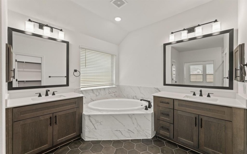 3736 Topeka, Crandall, TX 75114, 4 Bedrooms Bedrooms, ,3 BathroomsBathrooms,Residential,For Sale,3736 Topeka,20858021