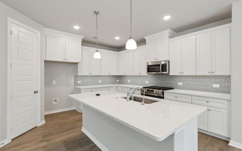 2445 Auburn Street, Fate, TX 75087, 3 Bedrooms Bedrooms, ,2 BathroomsBathrooms,Residential,For Sale,2445 Auburn Street,20865035