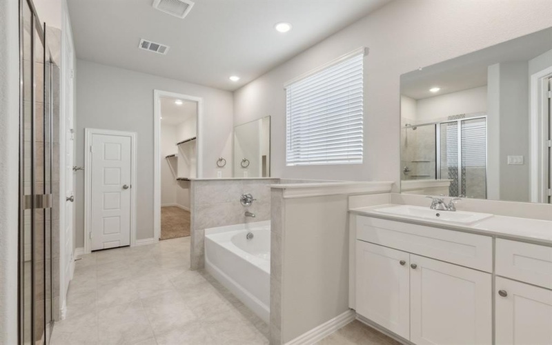 2445 Auburn Street, Fate, TX 75087, 3 Bedrooms Bedrooms, ,2 BathroomsBathrooms,Residential,For Sale,2445 Auburn Street,20865035