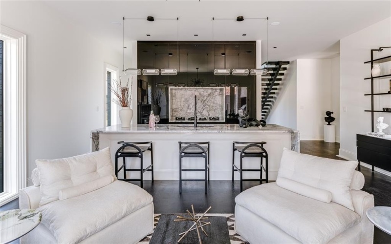 6404 Lakehurst Avenue, Dallas, TX 75230, 5 Bedrooms Bedrooms, ,6 BathroomsBathrooms,Residential,For Sale,6404 Lakehurst Avenue,20867379