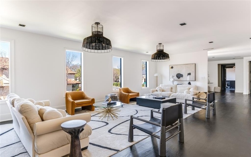 6404 Lakehurst Avenue, Dallas, TX 75230, 5 Bedrooms Bedrooms, ,6 BathroomsBathrooms,Residential,For Sale,6404 Lakehurst Avenue,20867379