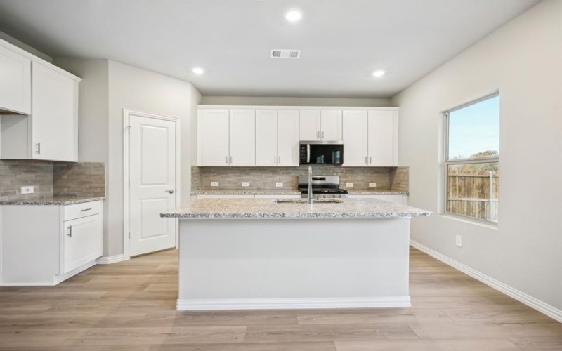 514 Castle Road, Sherman, TX 75092, 4 Habitaciones Habitaciones , ,2 BañosBaños,Residential,En Venta,514 Castle Road,20882554