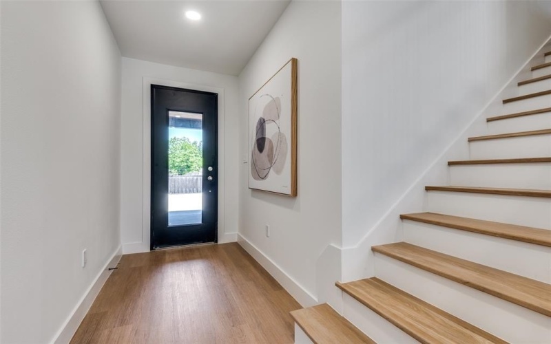 7312 Flyers Way, Dallas, TX 75235, 3 Bedrooms Bedrooms, ,2 BathroomsBathrooms,Residential,For Sale,7312 Flyers Way,20906796
